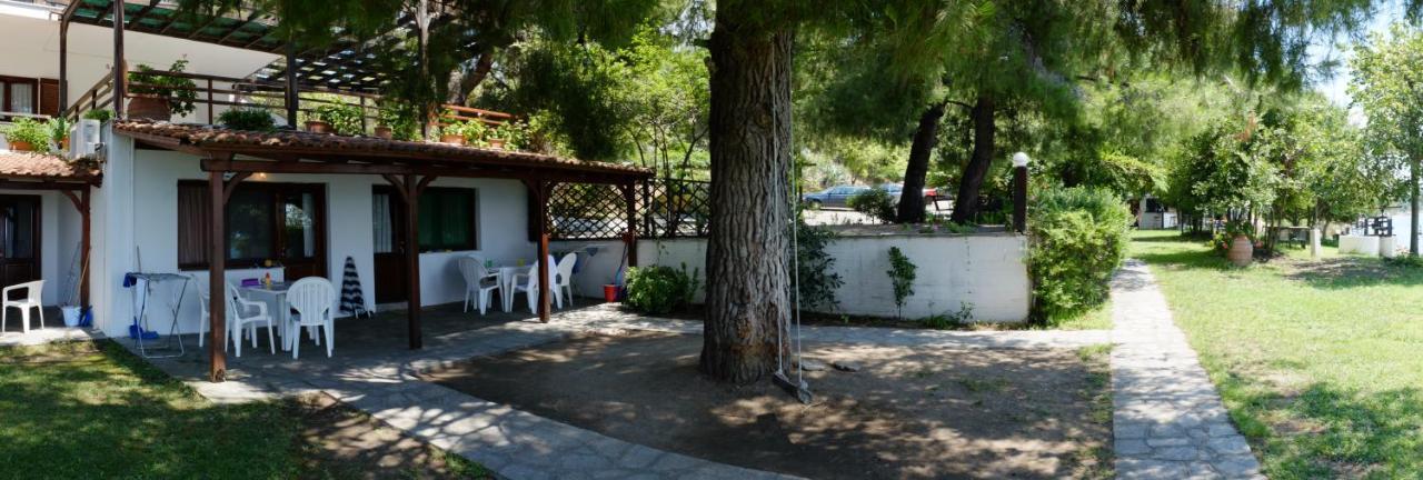 Para Thin Alos Inn Neos Marmaras Bagian luar foto