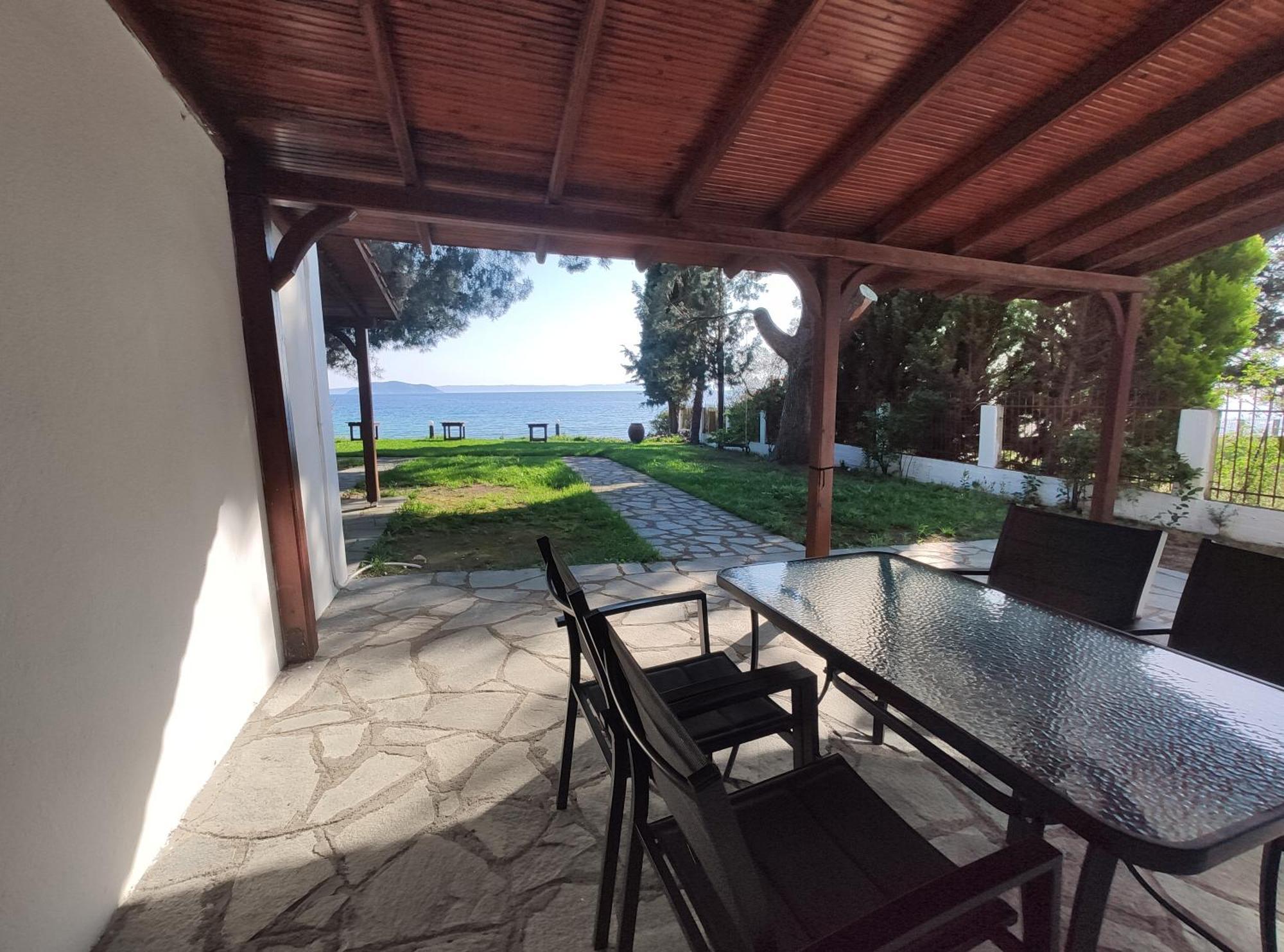 Para Thin Alos Inn Neos Marmaras Bagian luar foto