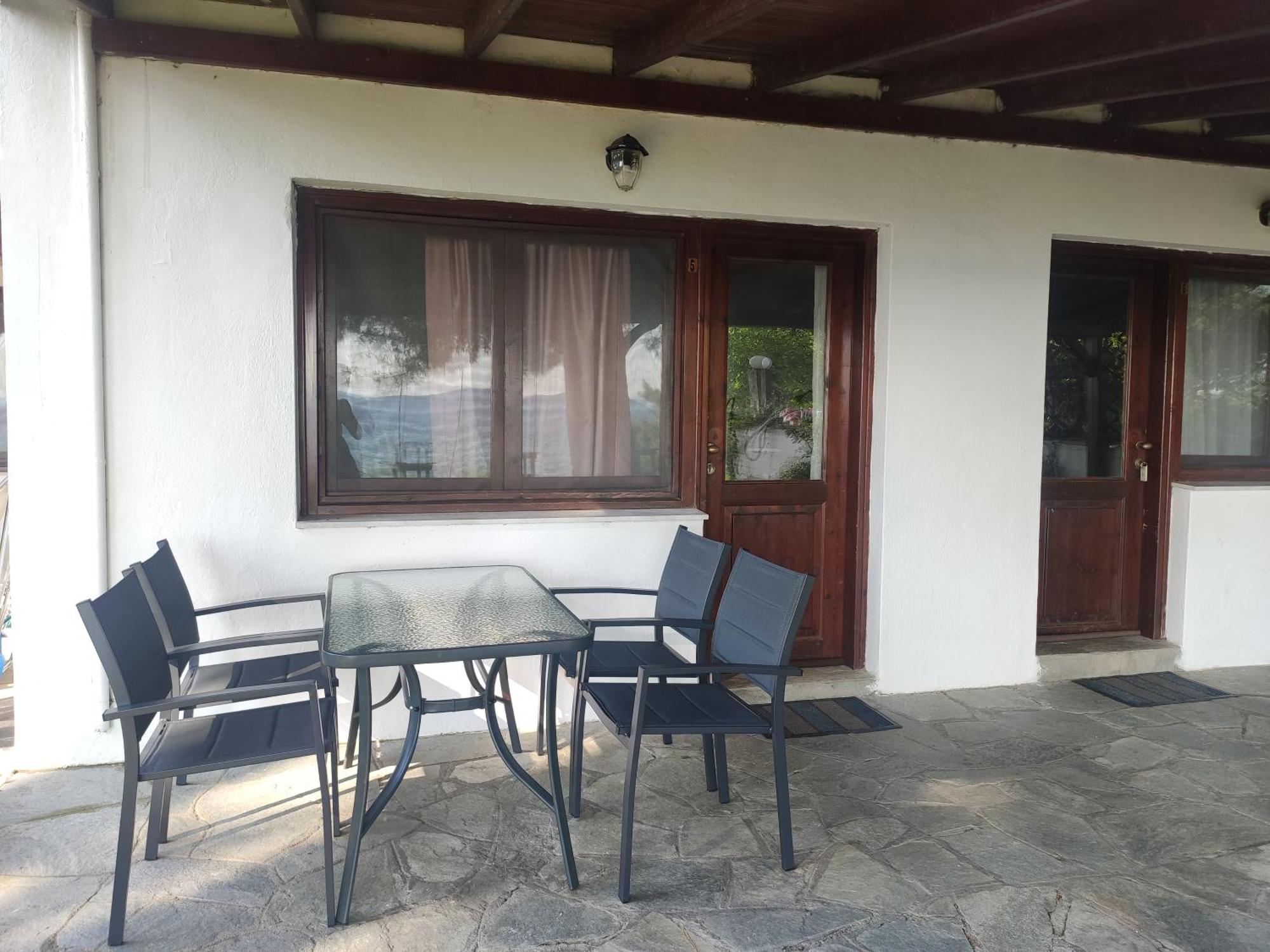Para Thin Alos Inn Neos Marmaras Bagian luar foto