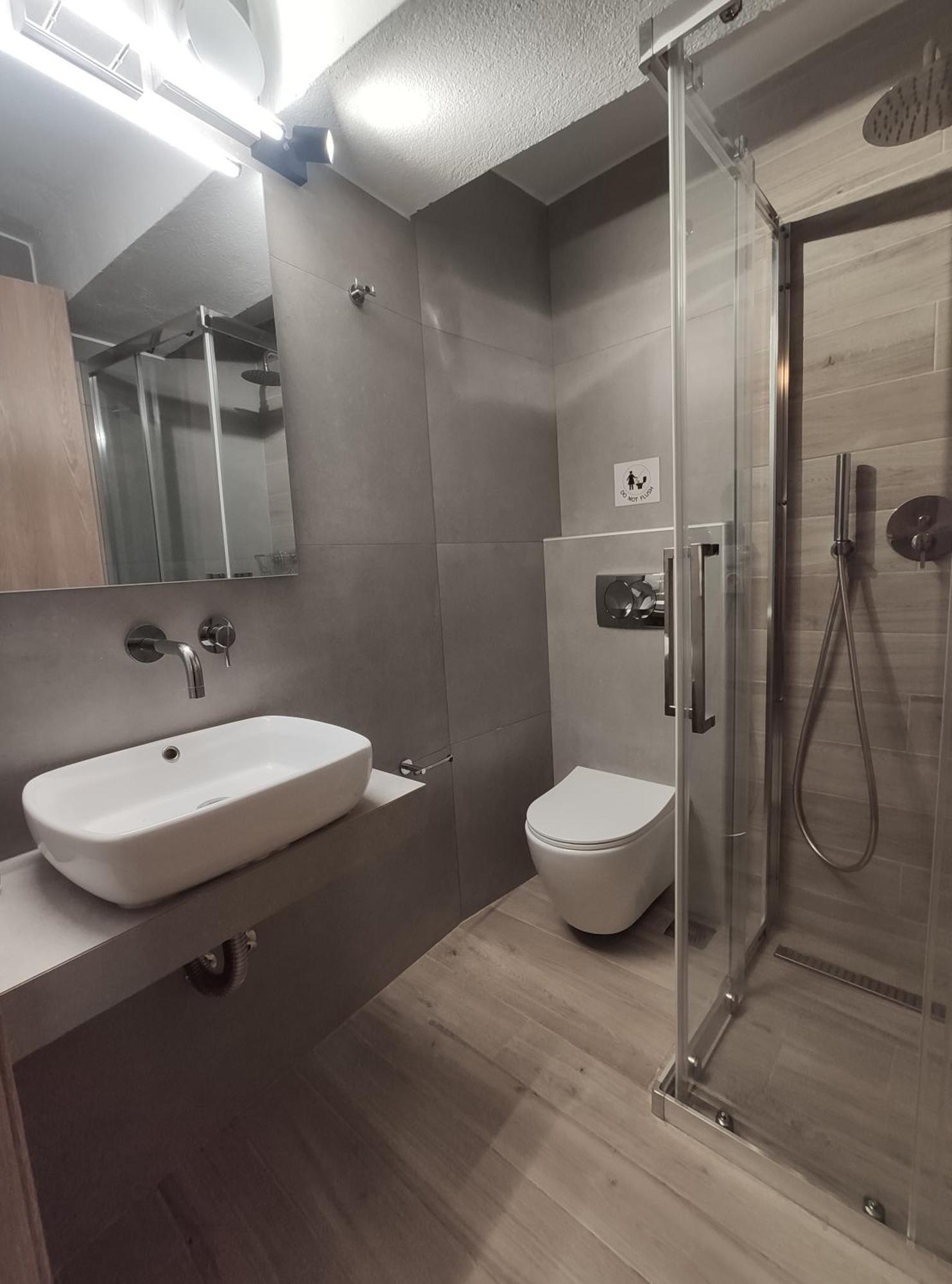 Para Thin Alos Inn Neos Marmaras Bagian luar foto